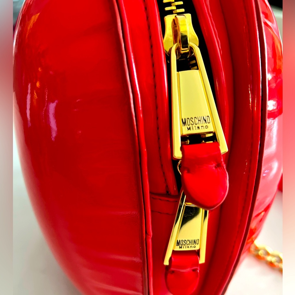 MOSCHINO Heart Shaped Logo Crossbody / Shoulder Bag - Picture 7 of 15
